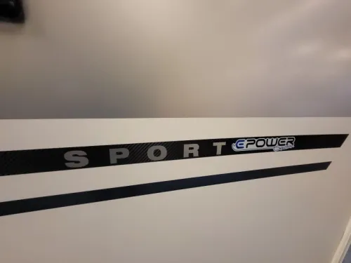Knaus Sport E-Power Selection 500 EU E Power, plaque d'immatriculation 2024 photo : 4