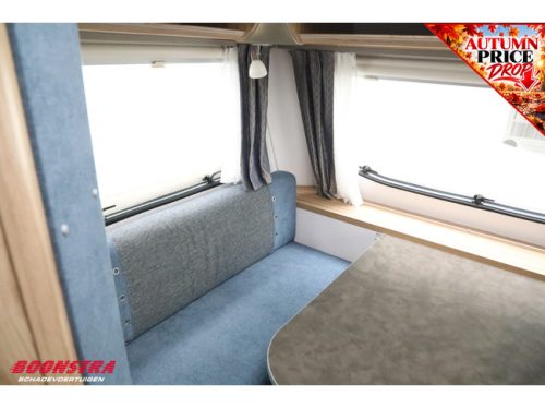 Eriba Nova Light 442 Elegance Awning Central kitchen Single beds LMV photo: 16