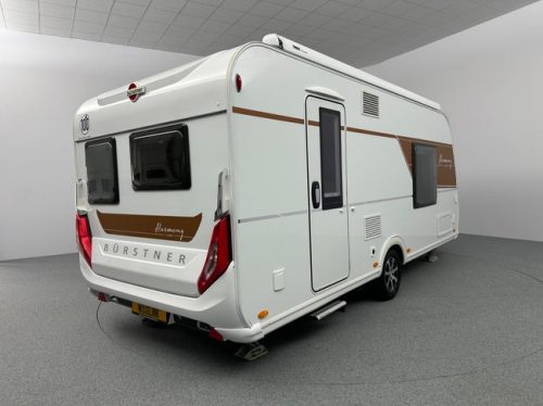 B&uuml;rstner Averso 470 TS Harmony Line photo: 15