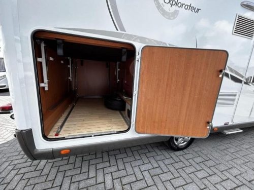 Pilote Explorateur G 741 Transverse bed/Pull-down bed/Alde/2012 photo: 6