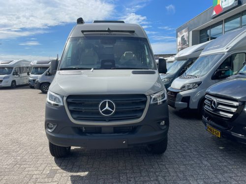 Hymer Grand Canyon S 700 Mercedes 4WD photo: 6