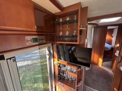 Concorde Charisma 890 M  photo: 16