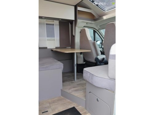 LMC Tourer Lift 730 165HP | Single beds | Separate shower | Pop-top roof | Bike rack | Solar panel | Bearlock | Roof air conditioning | Awning | photo: 4