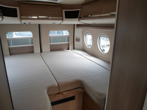 Carthago Malibu Van 640 LE, 9-Speed Automatic, Busbiker, MaxxFan photo: 16