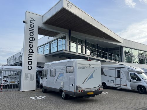 Hymer B630 STARLINE AUTOMAAT DWARSBED+HEFBED BEARLOCK MAXFAN Foto: 22