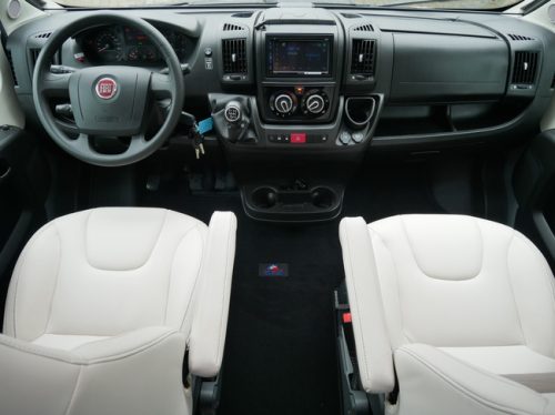 B&uuml;rstner Lyseo Privilege TD 732 French bed / Face to Face photo: 3