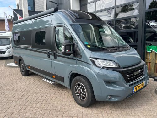 Laika Ecovip 645 unique van conversion packed with options photo: 18