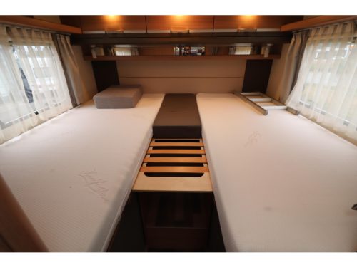 Knaus Sky Wave 700 MEG 4-Berths/Single beds photo: 22