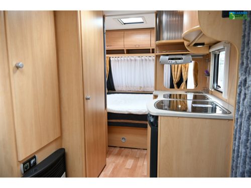 Dethleffs Camper 460DB Foto: 5