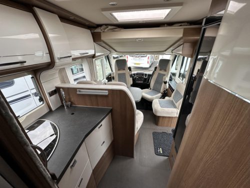 Carthago C-Tourer I 144 LE 160HP-LIGHTWEIGHT+LITHIUM  photo: 8
