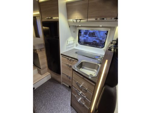 Adria Coral Axess 600 SL TWINBED air conditioning electric windows TV photo: 14
