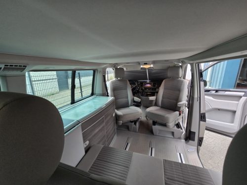Volkswagen CALIFORNIA OCEAN VAN CONVERSION 150 HP AUTOMATIC ELECTRIC POP-TOP ROOF DETACHABLE TOW HITCH PARKING HEATER SEAT HEATER photo: 20