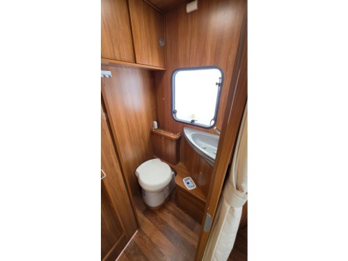 Dethleffs Globetrotter Esprit 7010 Queensbett - Foto: 10