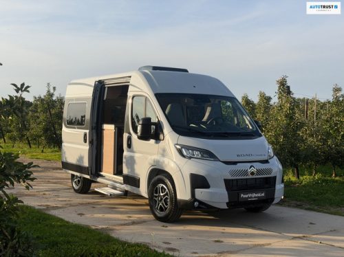 NEW p&ouml;ssl Roadcamp R 540 AUTOMATIC / ADAPTIVE CRUISE CONTROL / PARKING SENSORS 360 / BLIND SPOT DETECTION / ALLSEASONS / 10'' NAVI