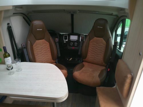 B&uuml;rstner Travel Van 620 Kompaktes Wohnmobil Foto: 6