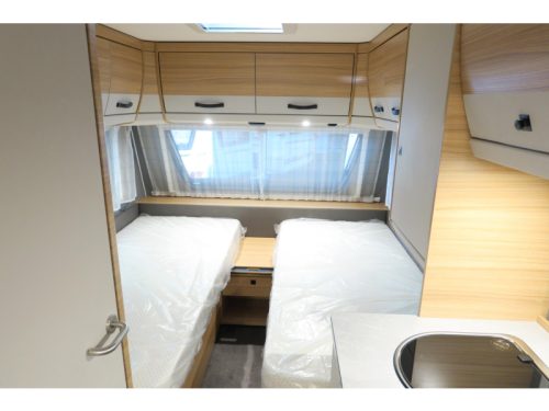 Dethleffs Summer Edition 460 EL AIRCO+FLOOR HEATING photo: 3