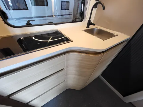Adria Action 391 LH volledig polyester  foto: 8