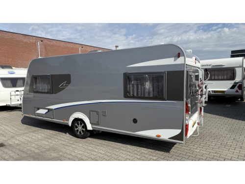 B&uuml;rstner Averso Fifty 500 TL single beds dinette photo: 14