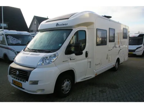 Benimar Perseo 560 Single beds, XXL Garage photo: 2