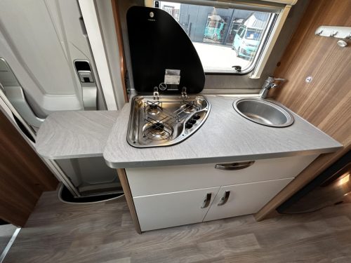 Weinsberg CaraHome 600 DKG Bunk bed/Overcab/6-seater photo: 16