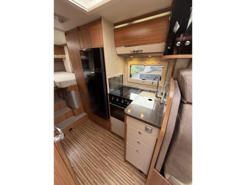 Adria Coral 670 SL Single beds photo: 11