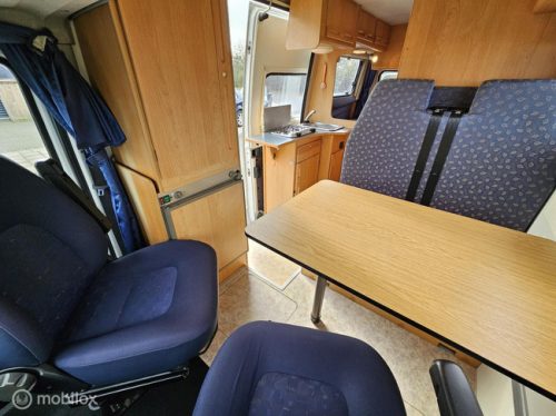 Camper van P&ouml;ssl 2 Win Camper van 2.8JTD ☆Asientos giratorios-Cama fija-128cv☆ foto: 9