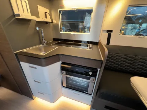 Adria Sonic Supreme 700 DL FACE TO FACE | ALDE Foto: 7