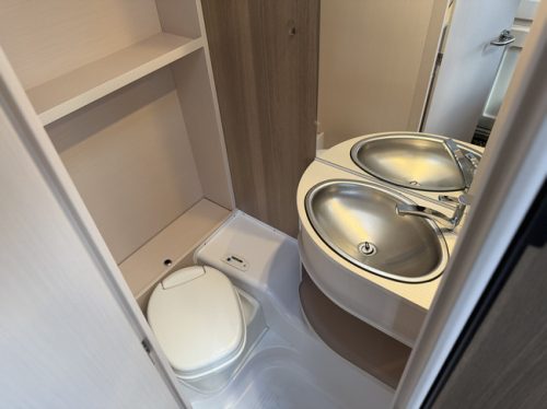 Dethleffs C-JOY 420 QSH Foto: 10