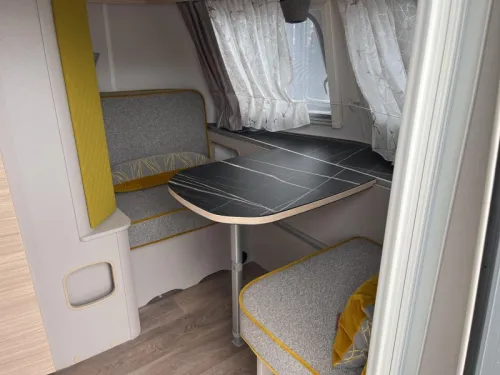 Eriba Touring 542 Urban memphis compleet photo: 1