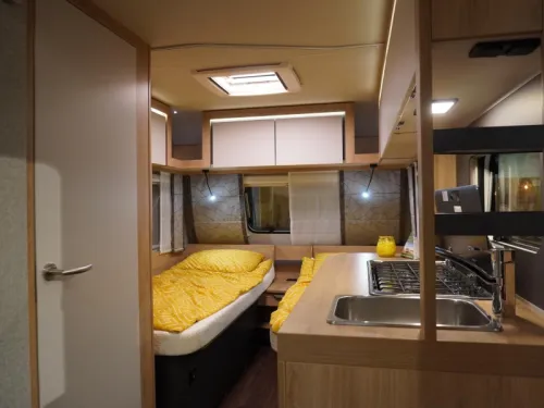 Knaus Sport 460 EU SINGLE BEDS / SPACIOUS SEATING photo: 4