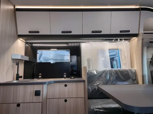 Sun Living S 72 DL Special Edition &euro; 90.000 photo: 3