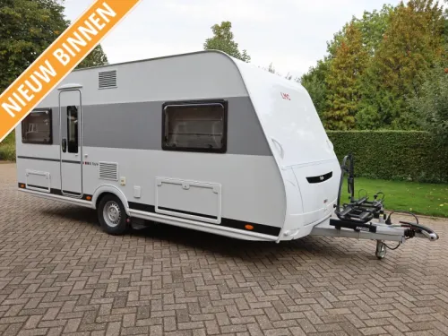 LMC Style 440 D mover | Awning | Awning