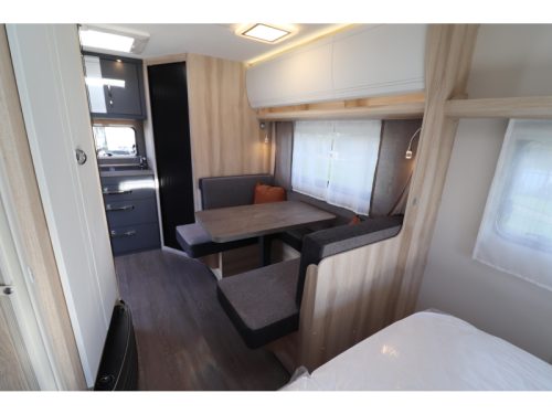 Hobby De Luxe 460 SFF MODEL 2027 - 577  photo: 5