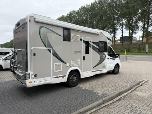 Chausson 640 Titanium Premium 170HP Automatic Lift Bed Solar Panel Very Spacious photo: 5