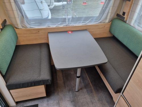 Dethleffs Camper 460 EL Foto: 5