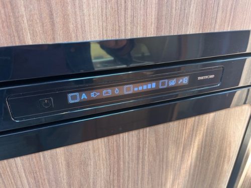 Carado T 447 Single beds Pop-top roof XXL garage Solar panel photo: 23