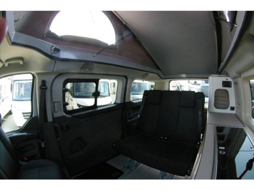B&uuml;rstner Copa C 500 Automatic, Pop-top roof, 4 pers. photo: 10
