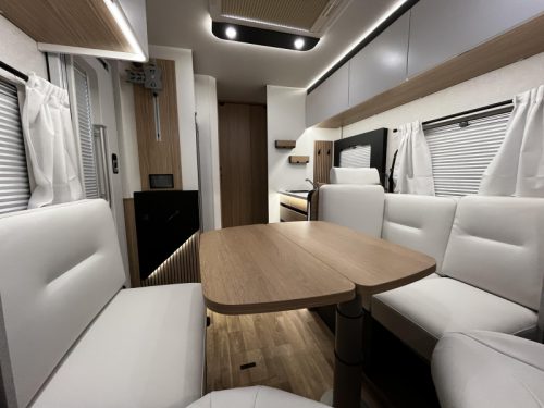 Pilote P 720 FC Camper, 2026! photo: 3