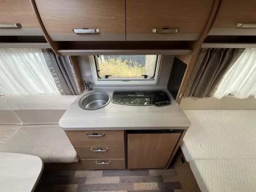 Knaus Sport 450 FU Mover, Fiamma Zakluifel, foto: 7