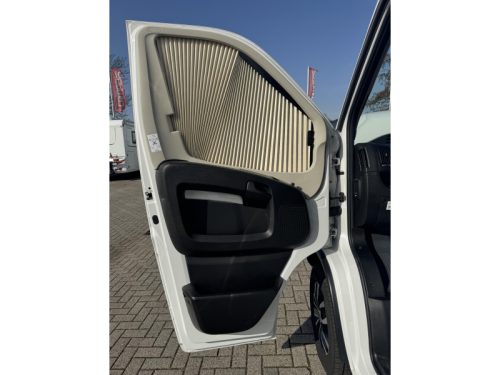 B&uuml;rstner Travel Van 620 G Harmony Line Fiat Base  photo: 6