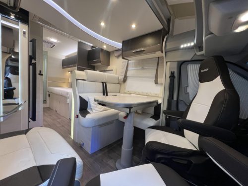 Chausson Welcome 737 Low Mileage OFFER photo: 9
