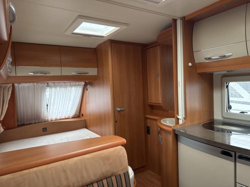 Hobby Excellent 410 SFE Mover/Awning/Bike rack. photo: 22