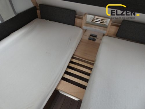Knaus Sudwind 60 Years 500 EU mover, awning, bike rack photo: 17