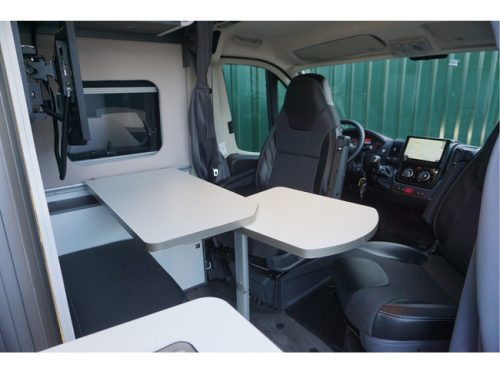 mooveo 60EB Prestige 140pk + Einzelbetten/ Lithium/ LPG/ TV/ Anh&auml;ngerkupplung/ Wechselrichter/ Garantie! Foto: 9