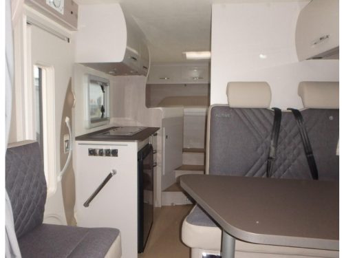 B&uuml;rstner Nexxo Van 620 T  photo: 10