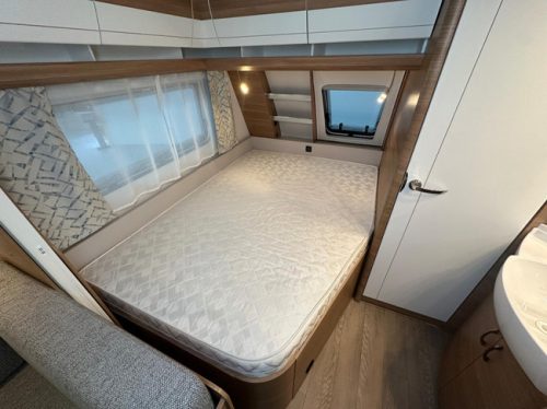Hobby De Luxe 400 SFe foto: 4