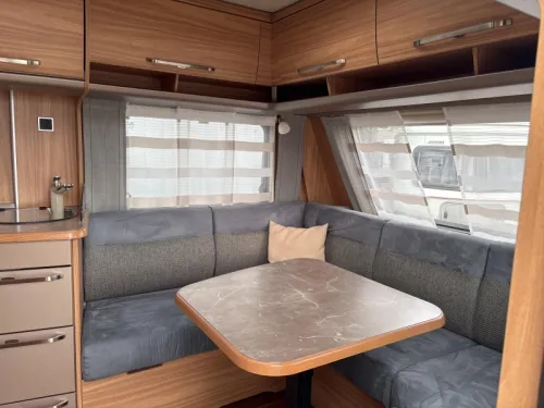 Eriba Nova GL 465 Mover/Isabella awning photo: 4