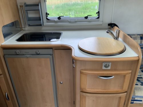 McLouis Lagan 253 G Semi-integrated, Small camper, with bicycle garage, Transverse bed, Year 2006 Camper center On The Road photo: 21