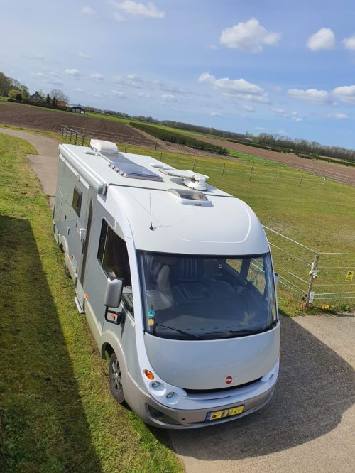Fiat Ducato B&uuml;rstner Aviano i 650, 2 paneles solares Control de crucero Aire acondicionado de techo foto: 5