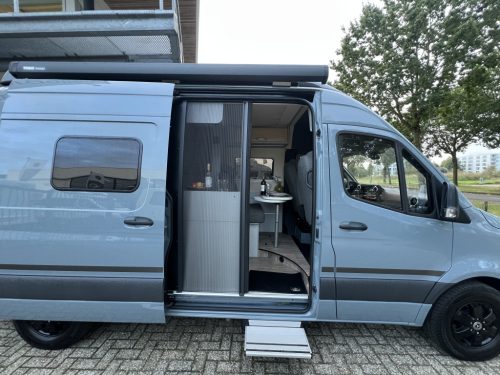 Hymer Free S600 AUTOMATIC TRANSVERSE BED + POP-TOP ROOF BICYCLE RACK photo: 5